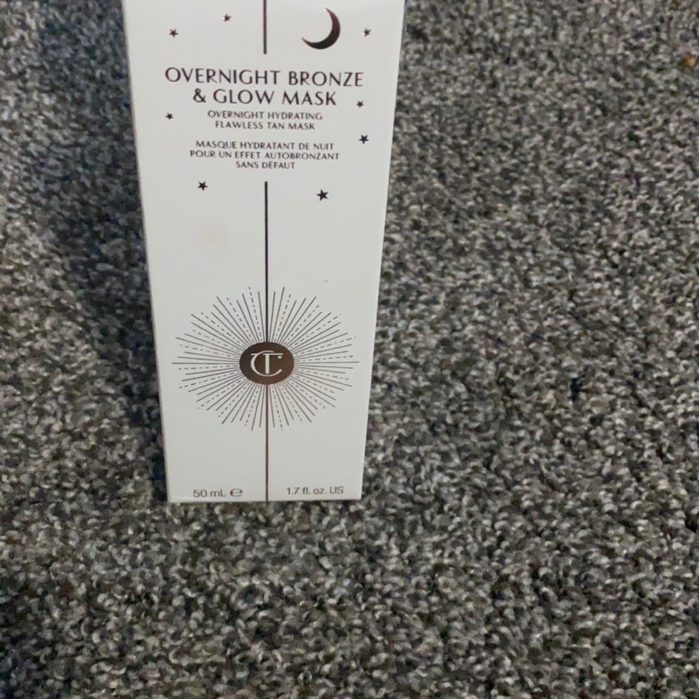 Charlotte tilbury overnight bronze and glow mask